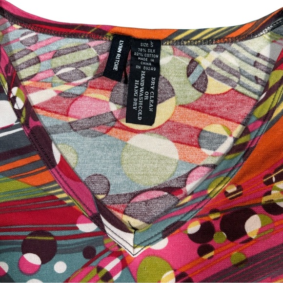 VINTAGE LYNN RITCHIE silk top - Picture 2 of 4